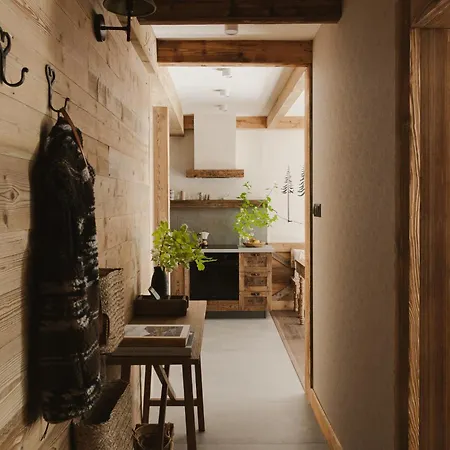 アパート Malinowa Kozica ザコパネ